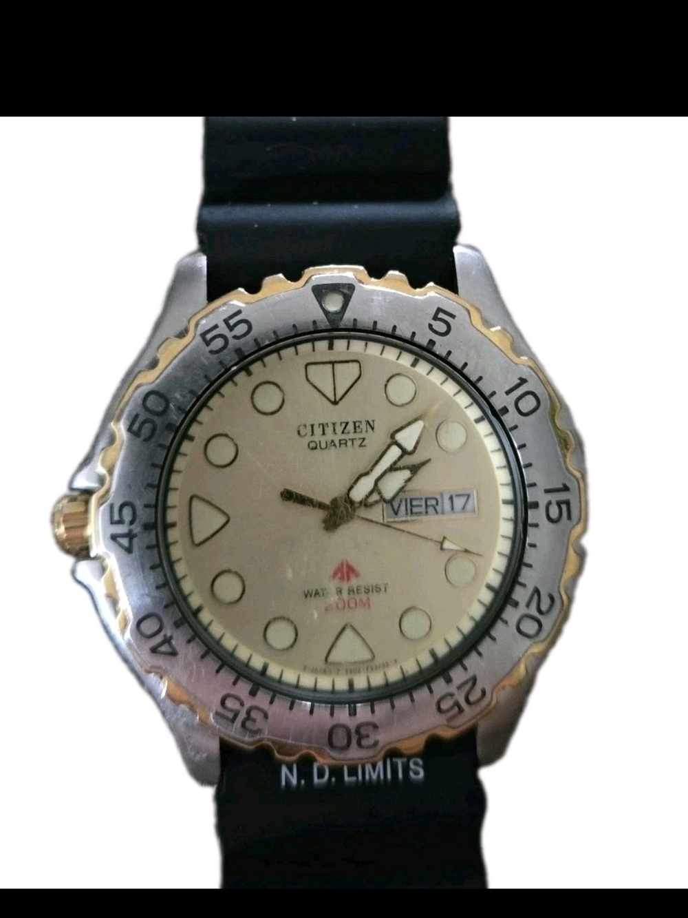 Vintage Citizen Promaster 200M Quartz Diver Watch Gold Dial 5502-F50247